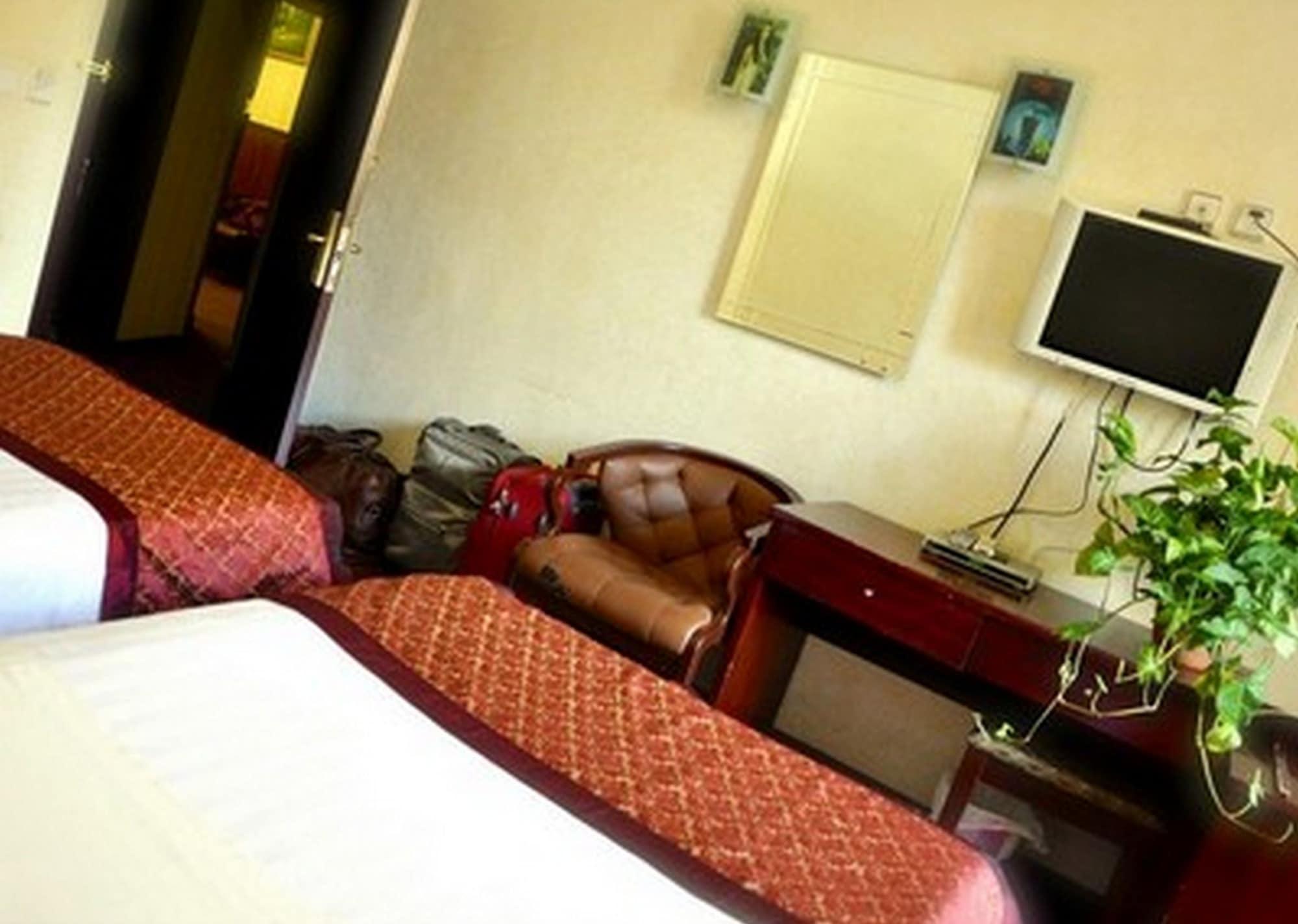Portafortuna Guesthouse - Close To Colosseum Rom Exterior foto