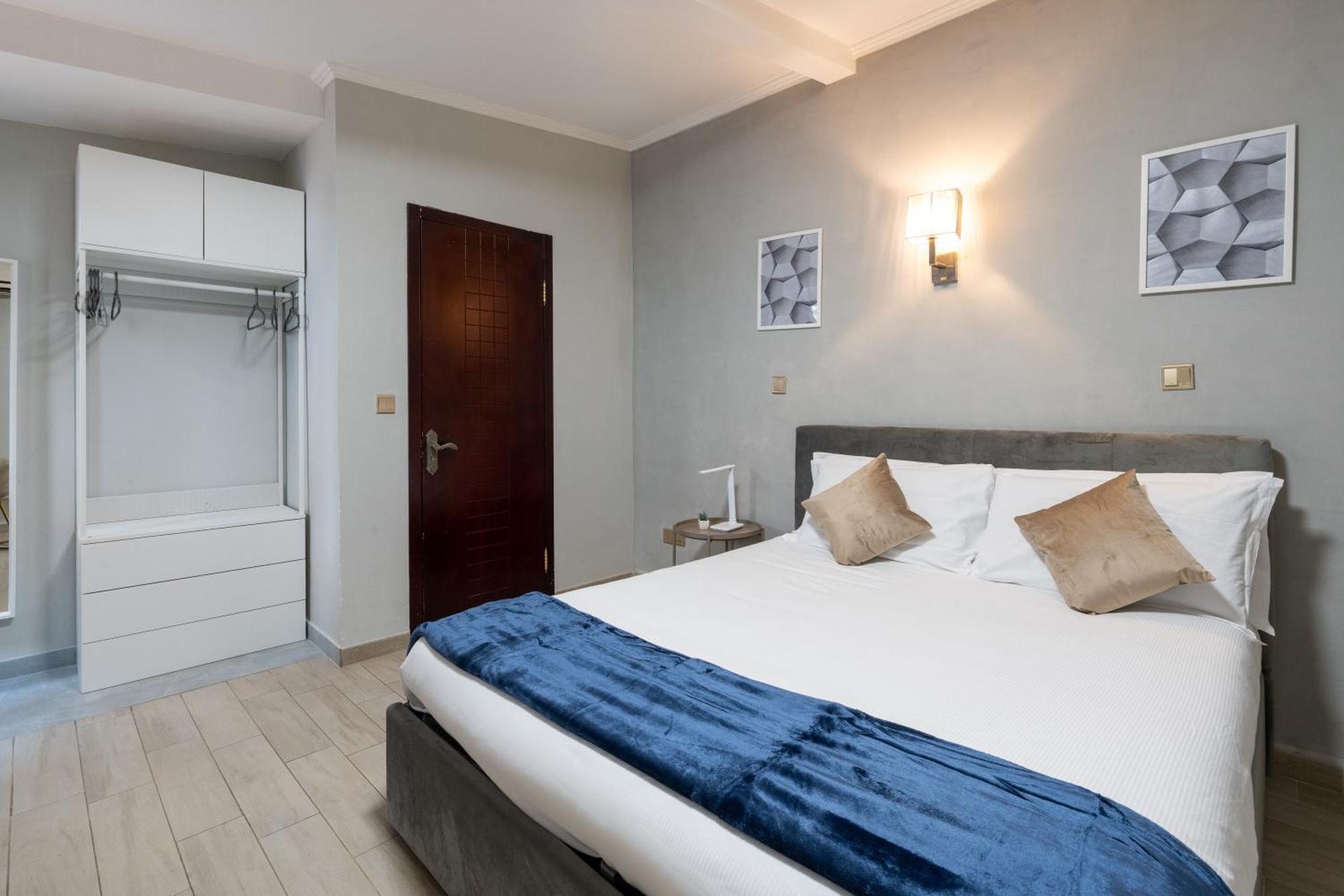 Portafortuna Guesthouse - Close To Colosseum Rom Exterior foto